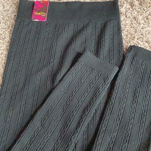 black fleece lined cable knit leggings
